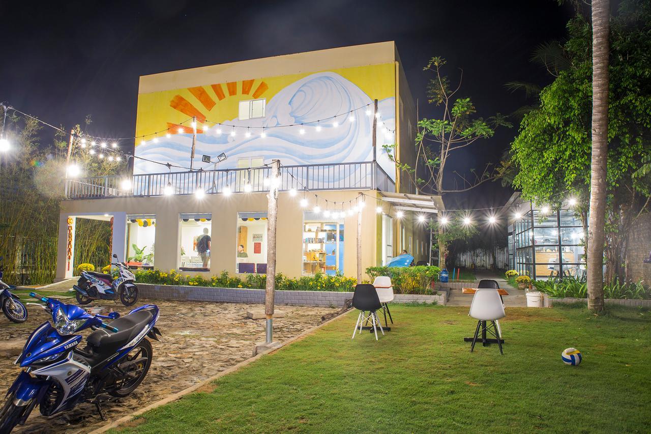 Emis Hotel フーコック エクステリア 写真