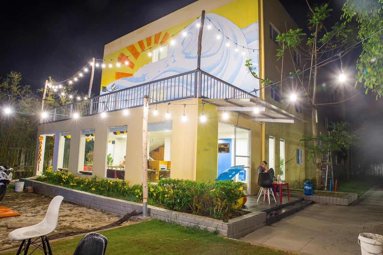 Emis Hotel フーコック エクステリア 写真