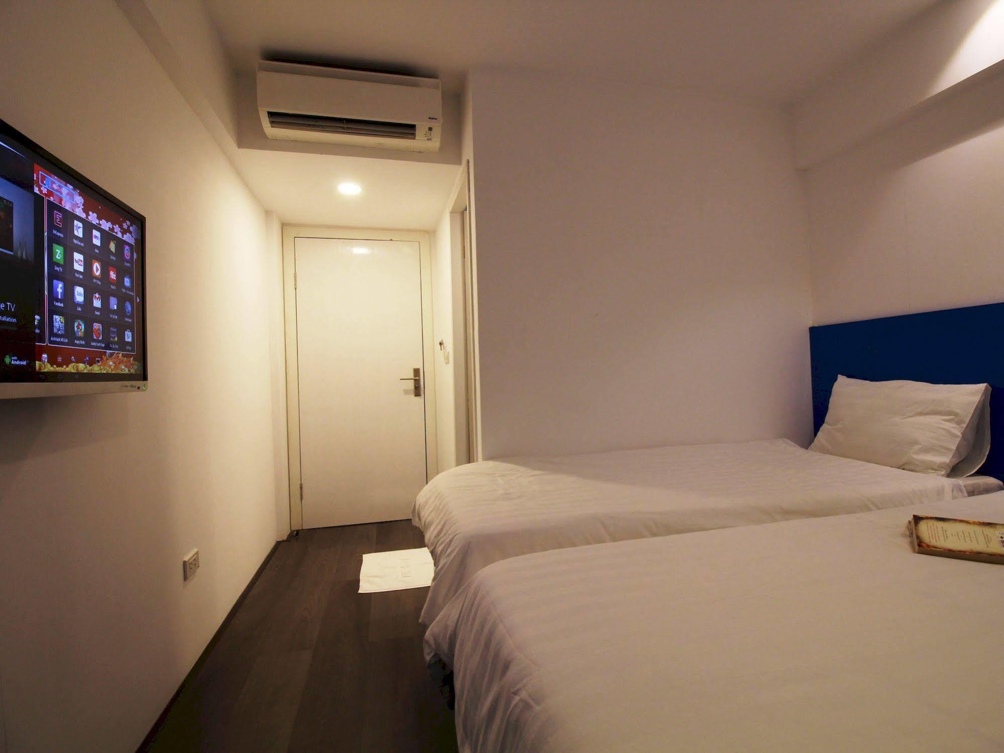 Emis Hotel フーコック エクステリア 写真