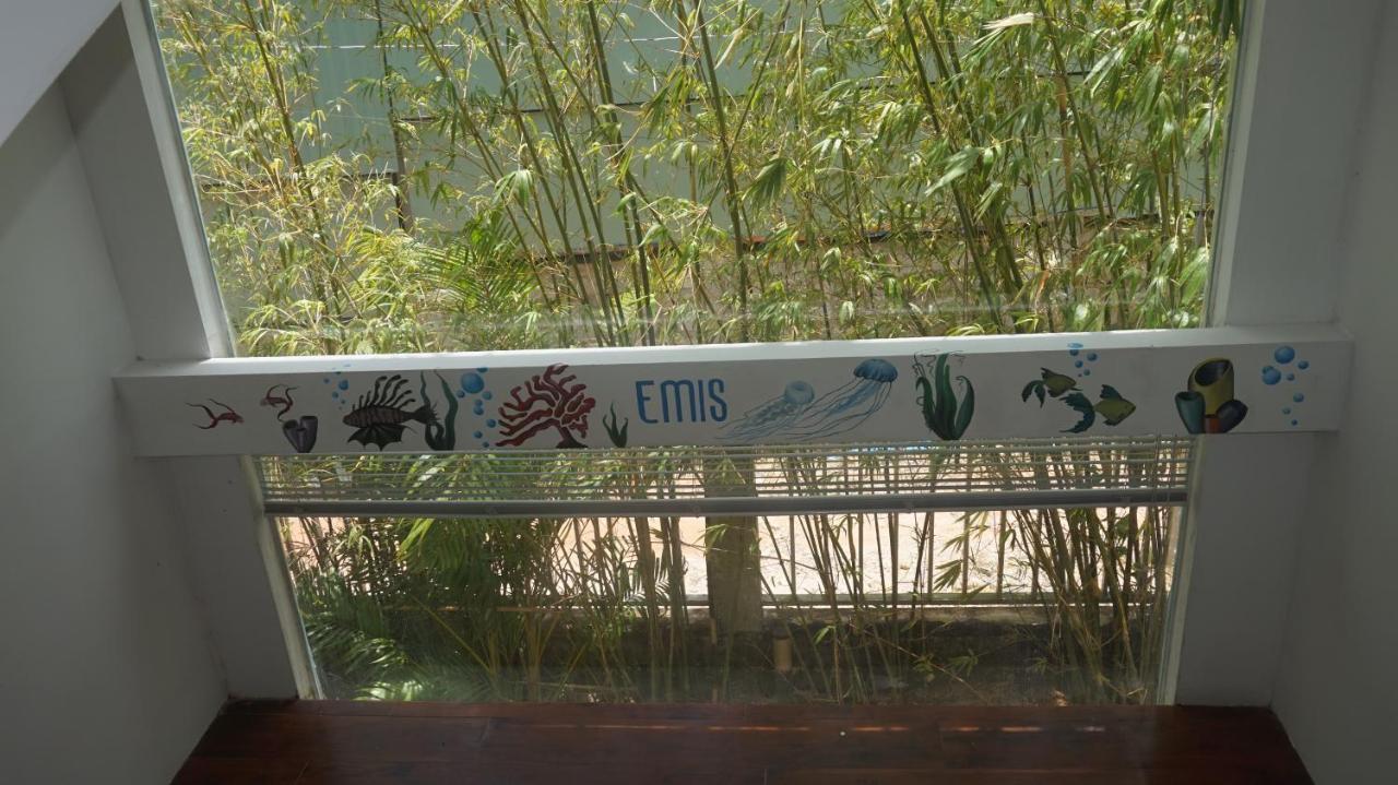 Emis Hotel フーコック エクステリア 写真